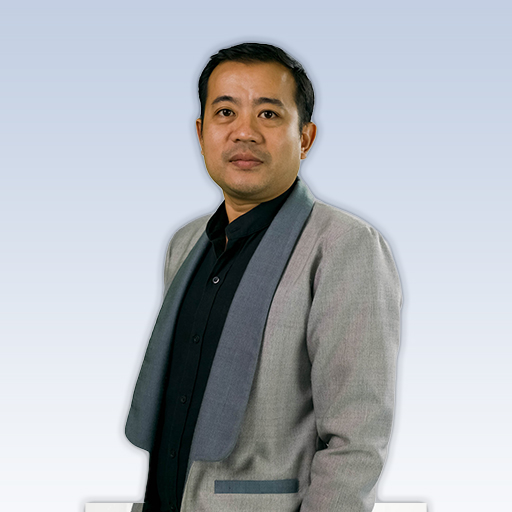ผู้ช่วยศาสตราจารย์ ปัณณพงศ์ กุลพัฒน์เศรษฐ