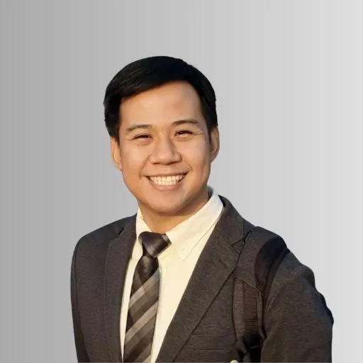 นวคุณ  ศรอุบล