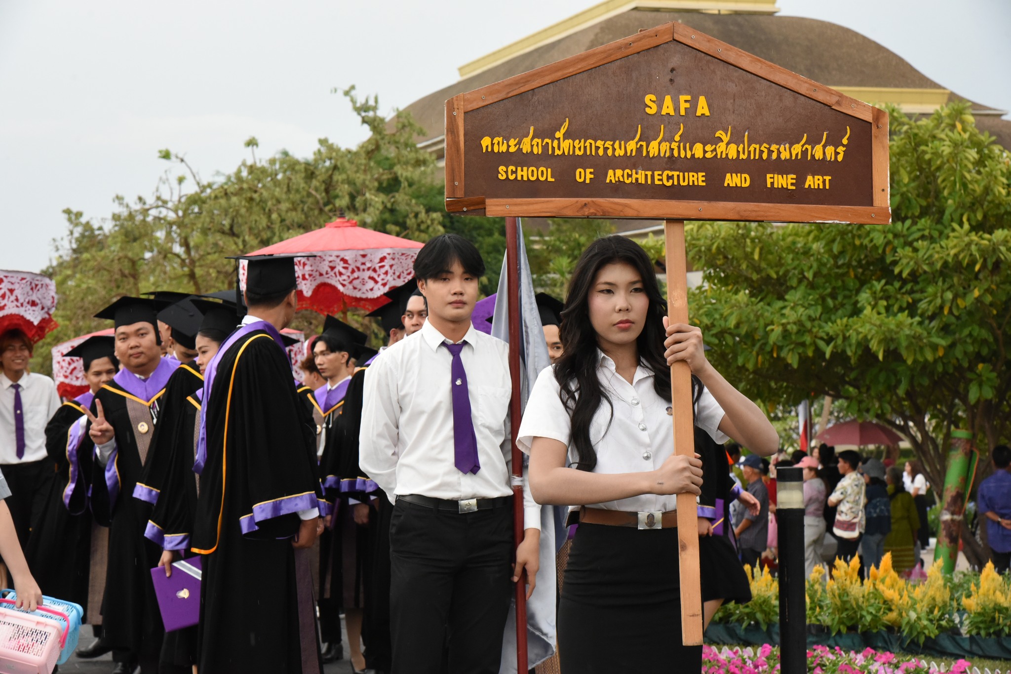 บรรยากาศพิธีพระราชทานปริญญาบัตร ภาพที่ 13