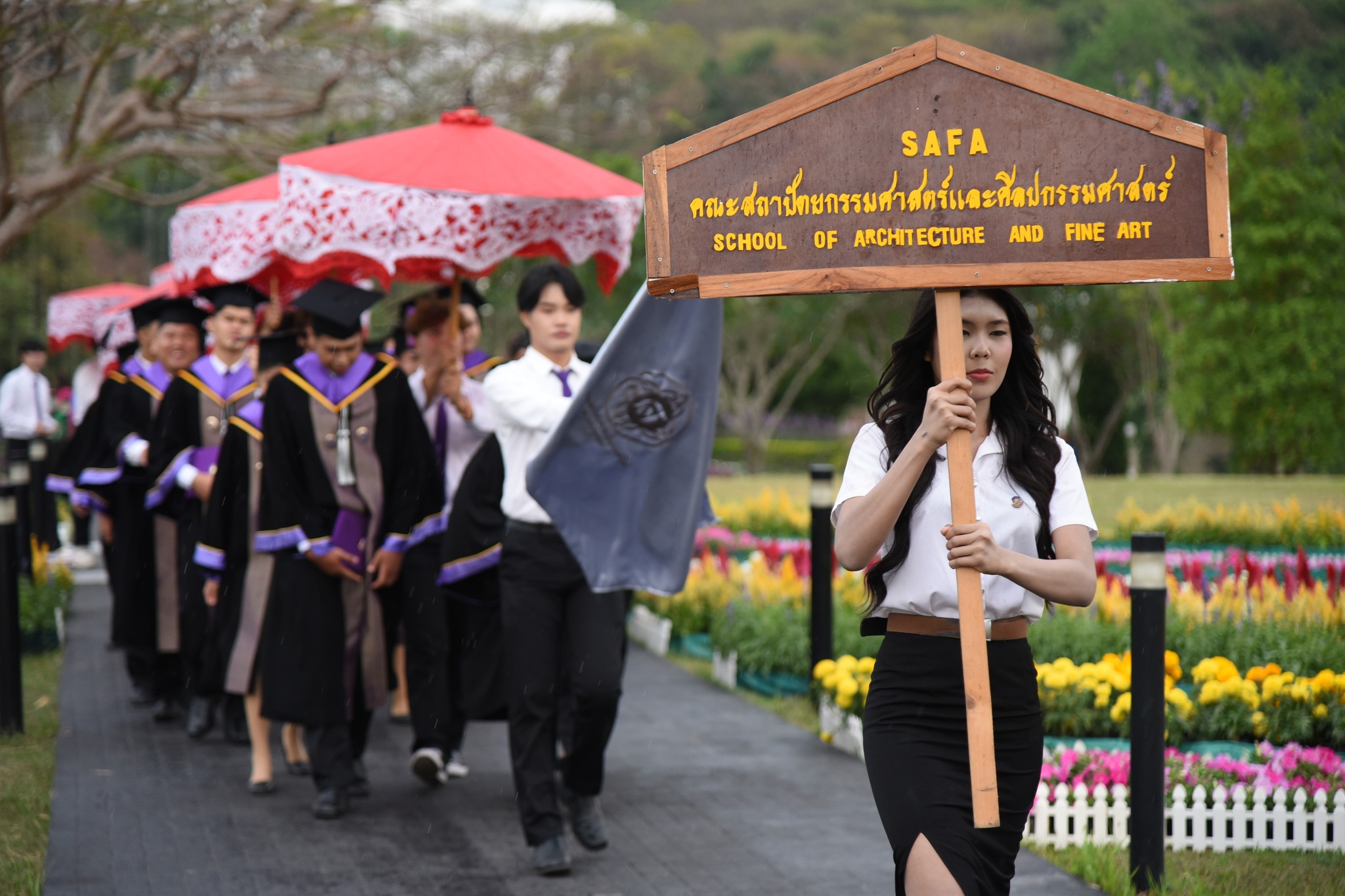 บรรยากาศพิธีพระราชทานปริญญาบัตร ภาพที่ 14
