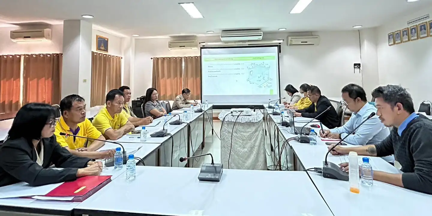 นำเสนอหลักสูตรระยะสั้นในโครงการแนวทางการปรับปรุงสิ่งอำนวยความสะดวกเพื่อรองรับสังคมสูงวัยตามหลักสากล รุ่นที่ 2 ให้กับ อบต.แม่ใส