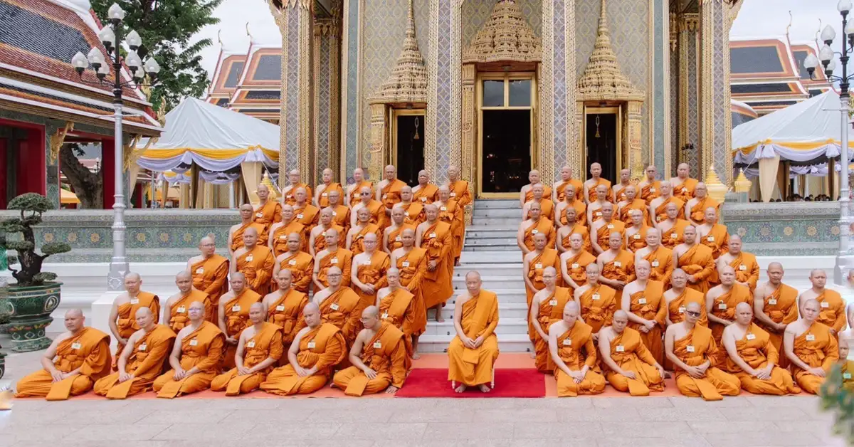  คณบดีคณะสถาปัตยกรรมศาสตร์และศิลปกรรมศาสตร์ เข้าร่วมโครงการบรรพชาอุปสมบทเฉลิมพระเกียรติพระบามสมเด็กพระเจ้าอยู่หัว 