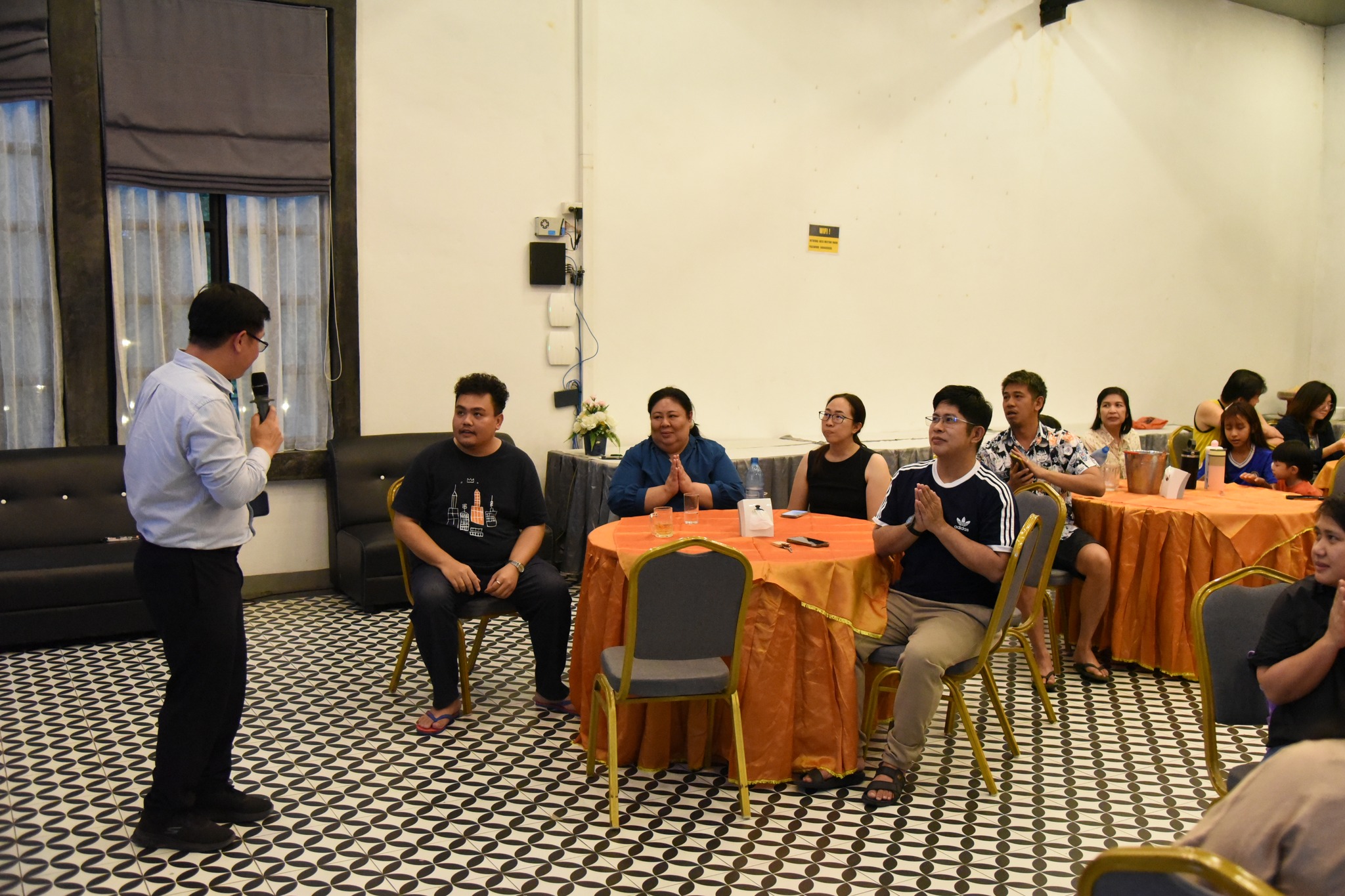 Participants discuss stakeholder needs and strategic responsiveness