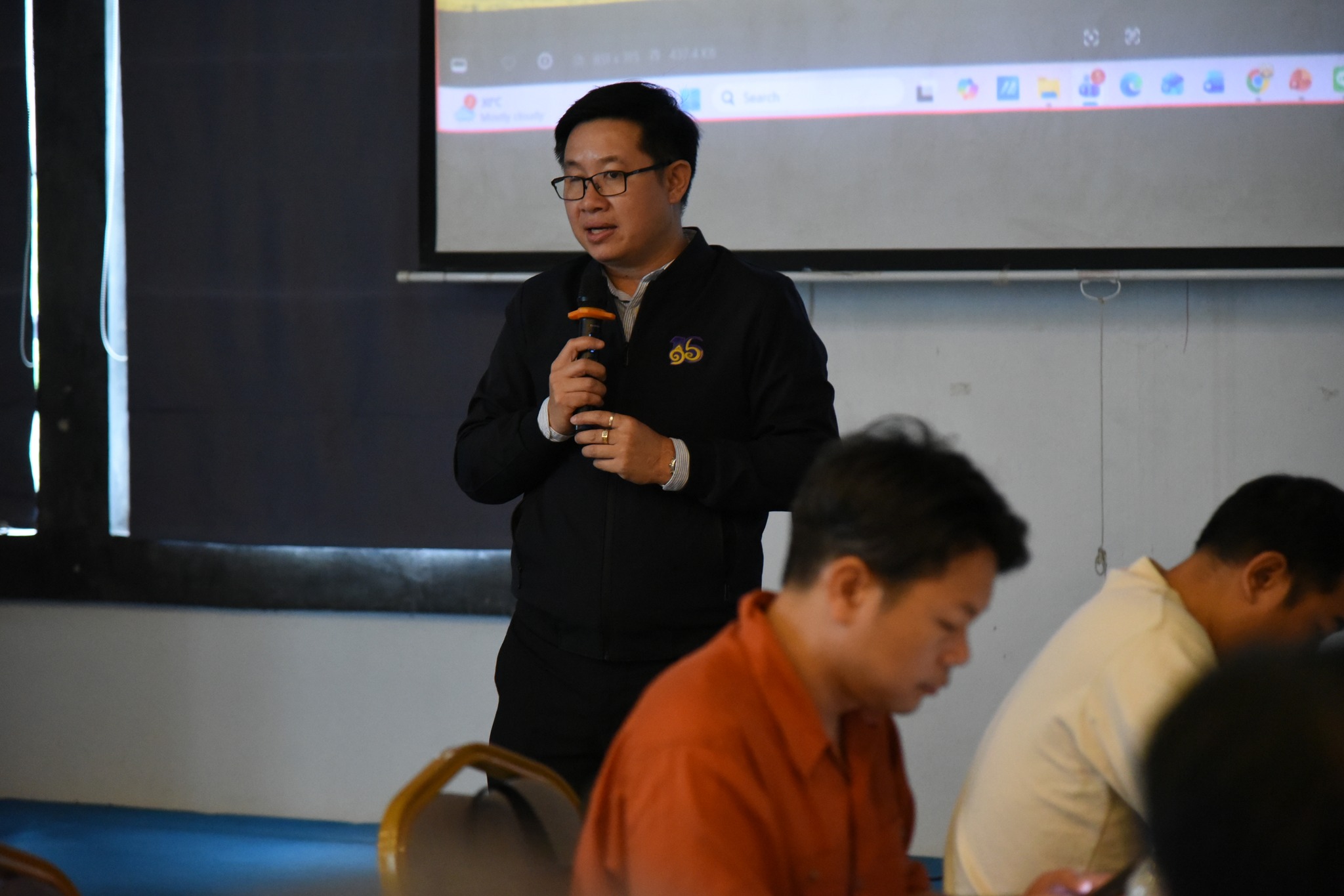 Group discussion on strategic planning and governance